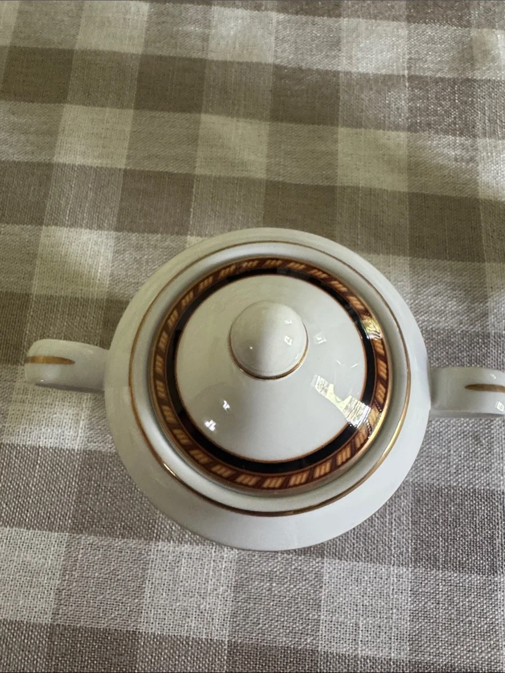 Wedgwood Embassy Collection Southbury Creamer/Sugar Set with Navy/Gold Banding